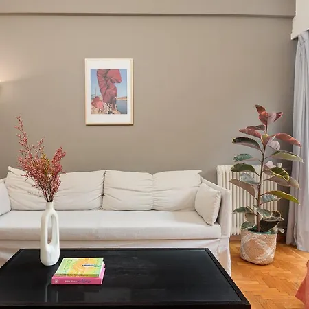 Athenian Apartment In Kolonaki-2